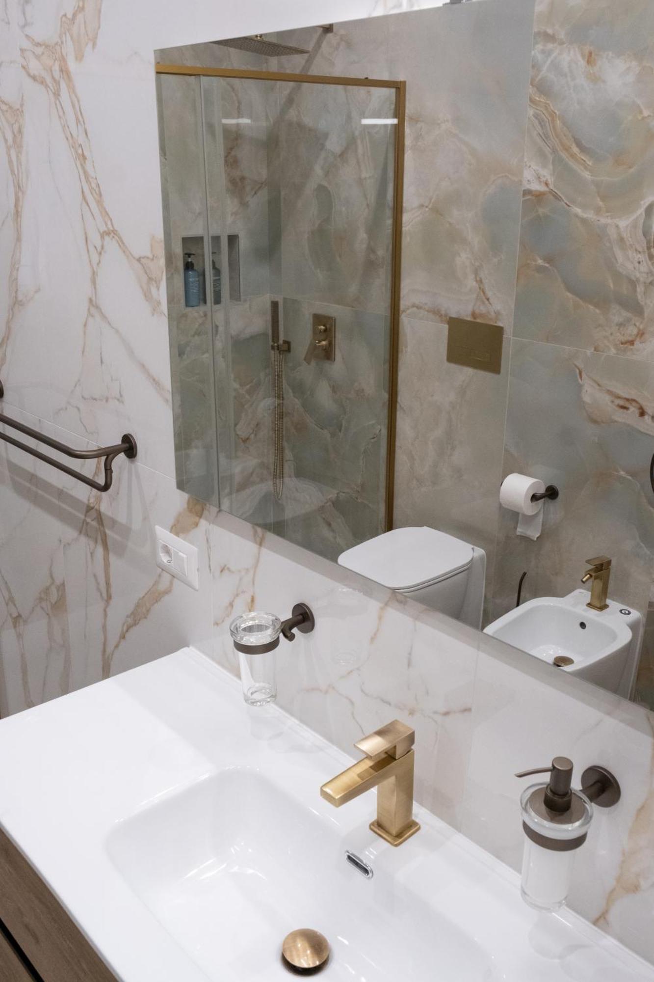 Coraline Deluxe Rooms 카스텔라마레디스타비아 외부 사진