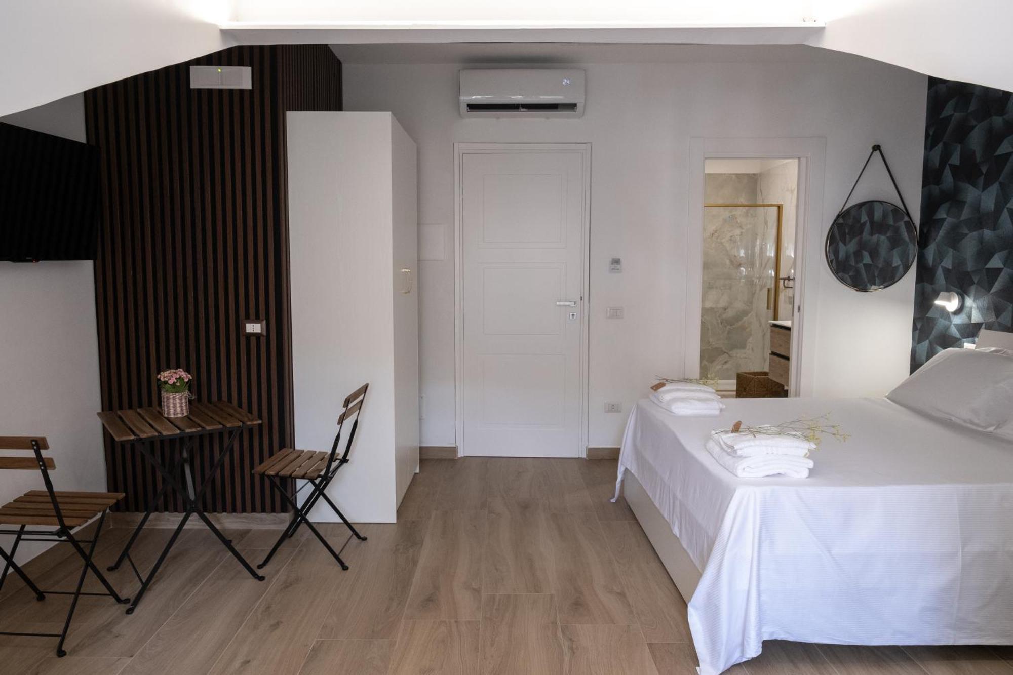 Coraline Deluxe Rooms 카스텔라마레디스타비아 외부 사진