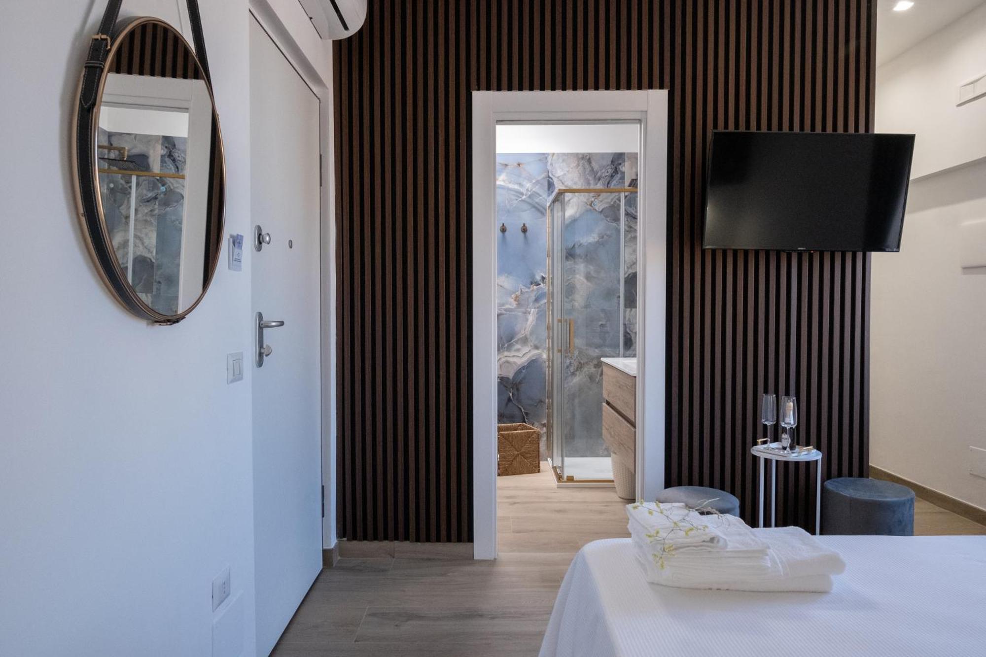 Coraline Deluxe Rooms 카스텔라마레디스타비아 외부 사진