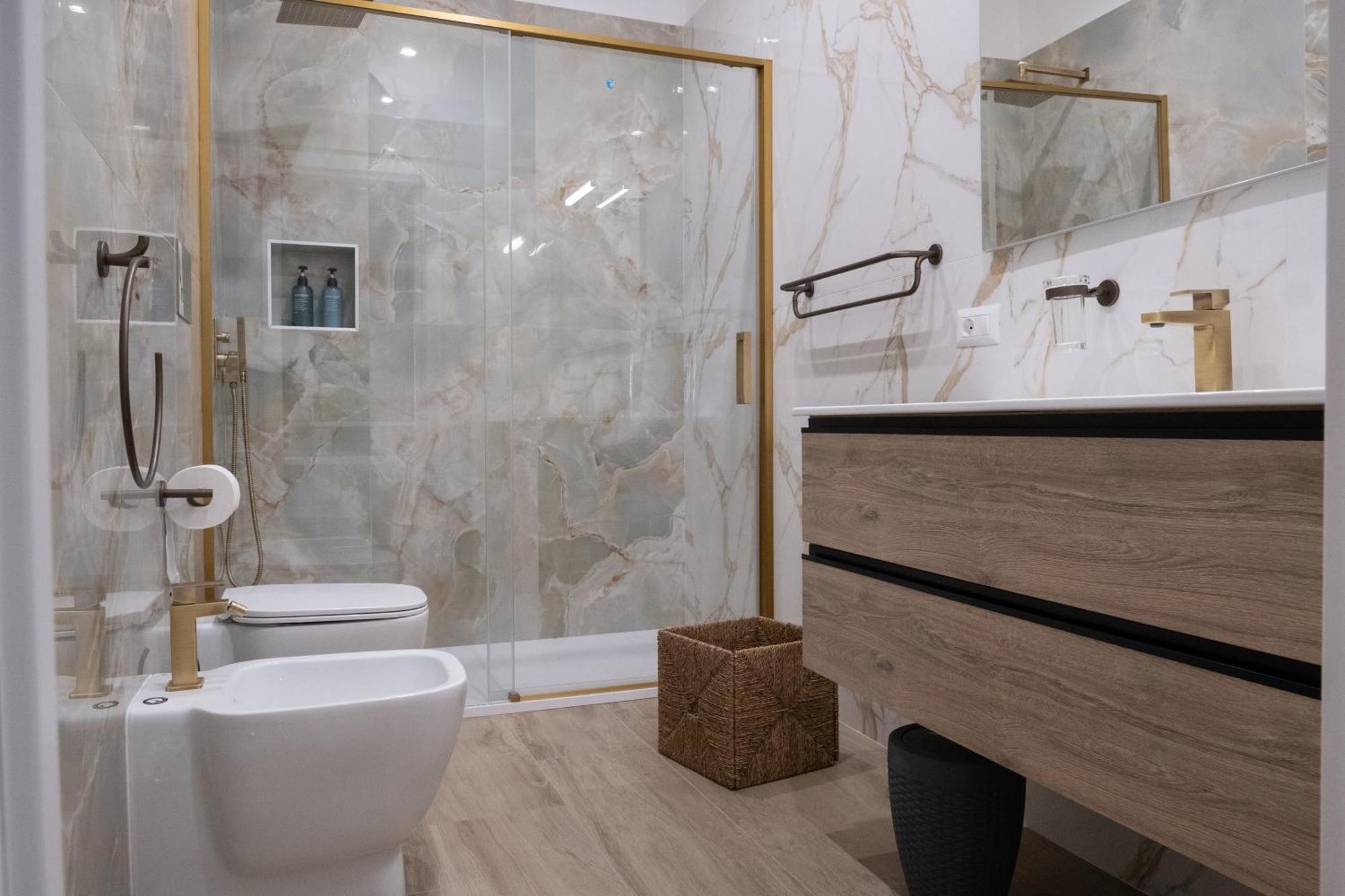 Coraline Deluxe Rooms 카스텔라마레디스타비아 외부 사진