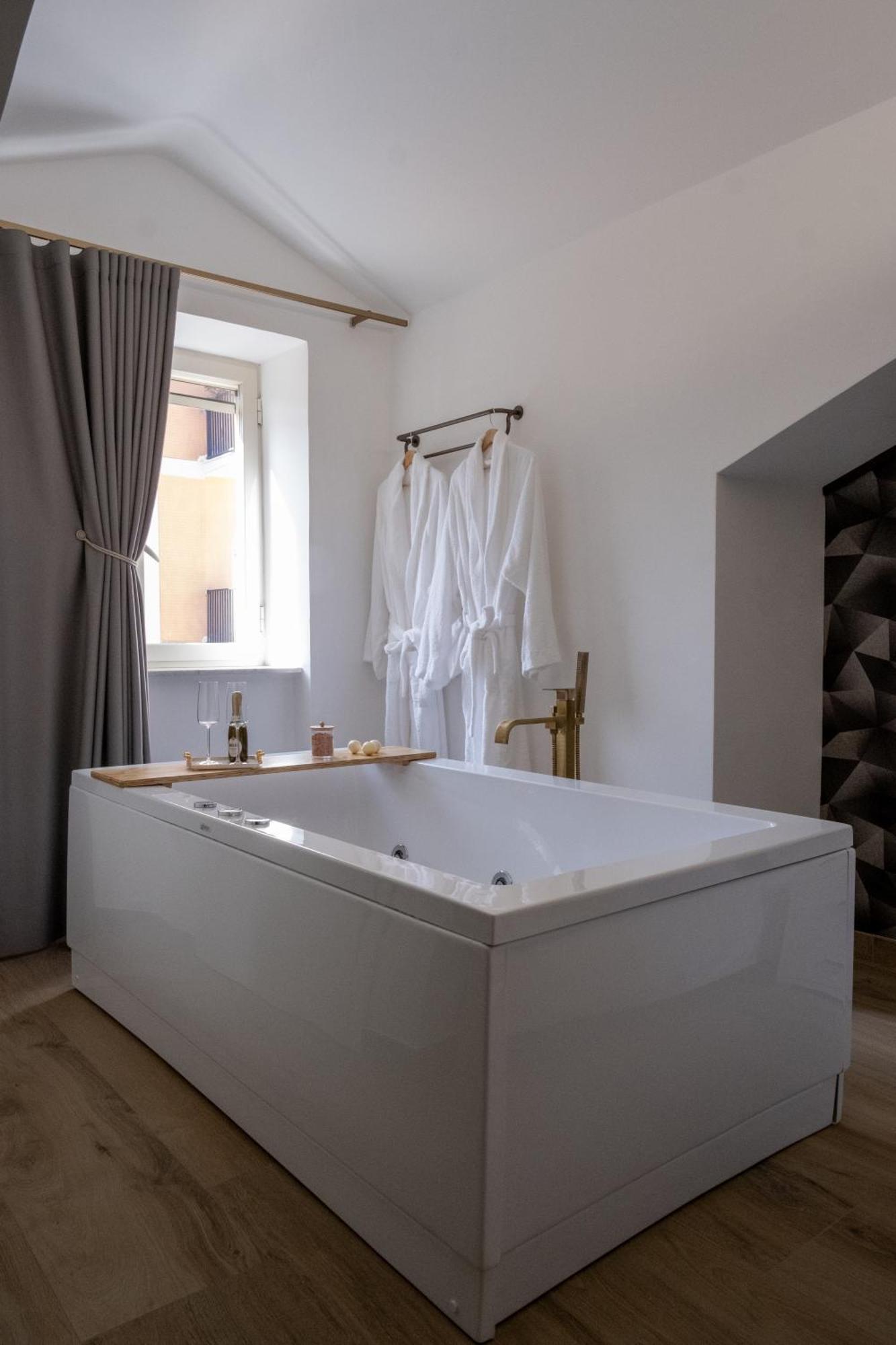 Coraline Deluxe Rooms 카스텔라마레디스타비아 외부 사진